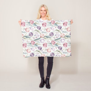 Scandinavian Tulip Floral Pattern Fleece Blanket
