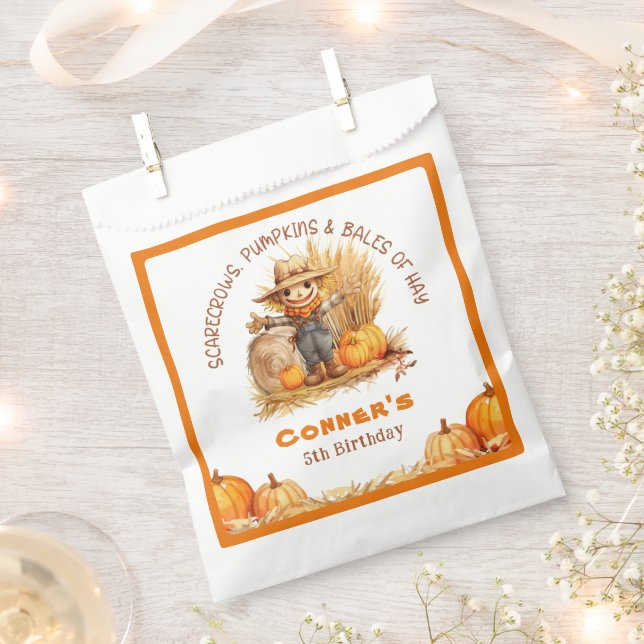 SCARECROW PUMPKINS & BALES OF HAY MODERN BIRTHDAY  FAVOUR BAG (Clipped)