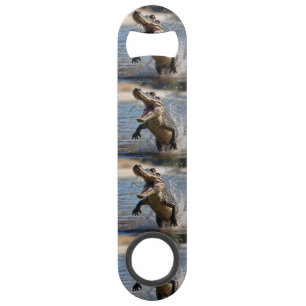 Scary Jaws: Australian Crocodile Leaping Bar Key