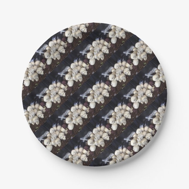 Scary Skulls with popping eyeballs Paper Plate (Front)