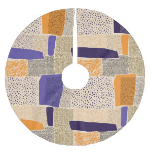 Scattered Geometric Lines: Abstract Art Brushed Polyester Tree Skirt