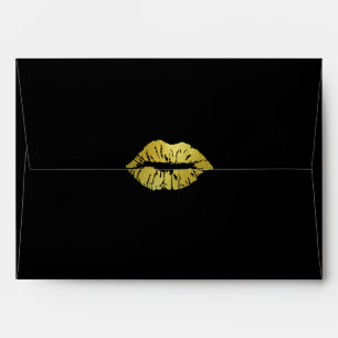 Scellé avec une enveloppe noire baiser