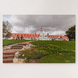 Scenic Hotel Tadoussac in Quebec, Canada Jigsaw Puzzle