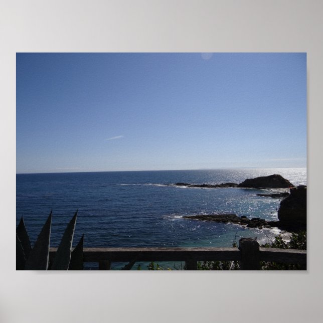 Scenic ocean view poster (Front)
