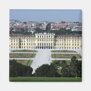 schönbrunn magnet