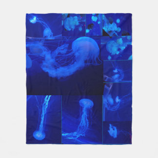 School of Jellfish Fleece Blanket