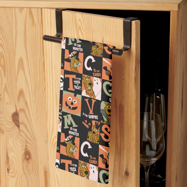 Scooby-Doo | Halloween Pattern Kitchen Towel (Thirds Fold)