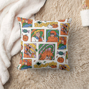 Scooby-Doo Halloween Photos Pattern Throw Pillow