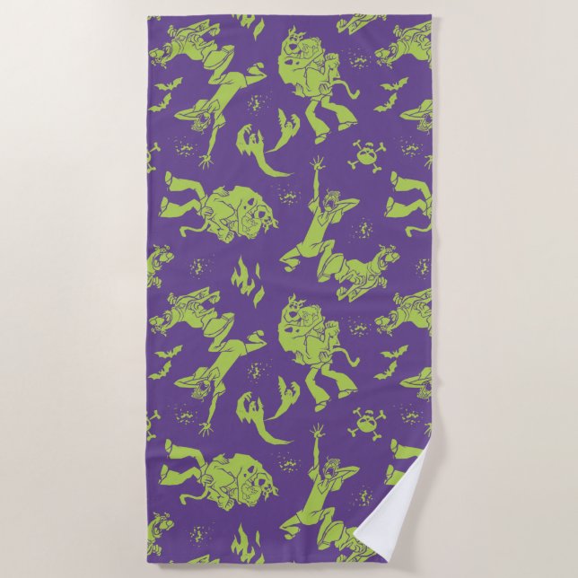 Scooby-Doo | Shaggy & Scooby Running Scared Beach Towel (Front)