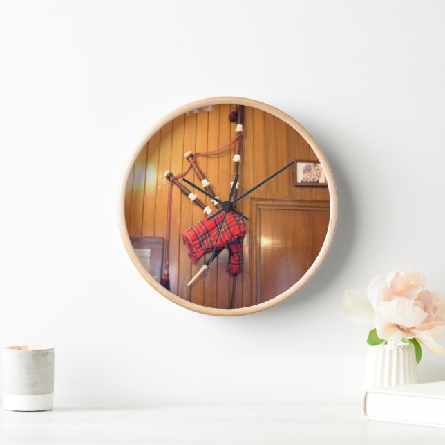 Scotland Bagpipe Tartan Plaid Musical Instrument Clock (Home)