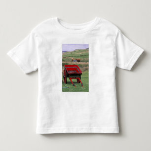Scotland, Isle of Skye, Kilmuir. Farm animals Toddler T-shirt