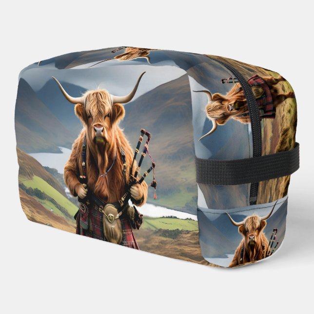 Scottish Highland Cow Bagpiper,  Dopp Kit (Left Corner)