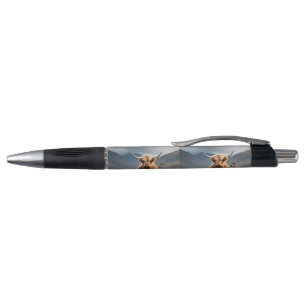 Scottish Highland Cow Bagpiper, Pen
