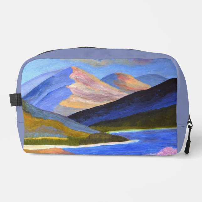 Scottish Highlands toiletry bag  (Front)