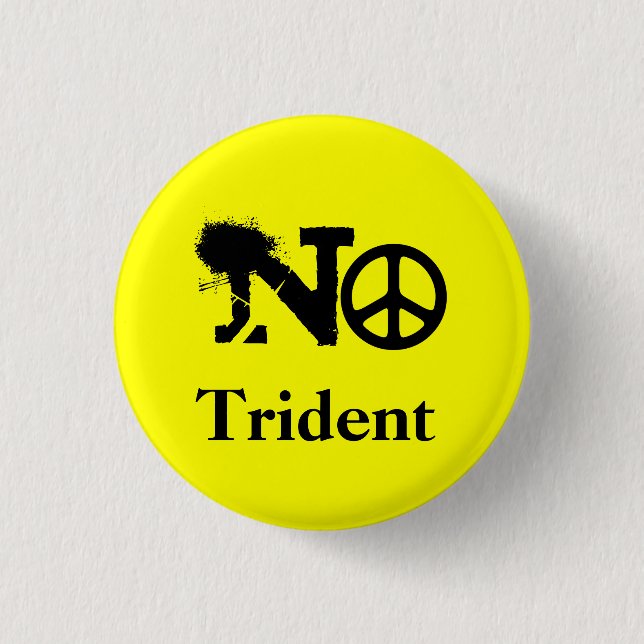 Scottish No Trident Button Badge (Front)