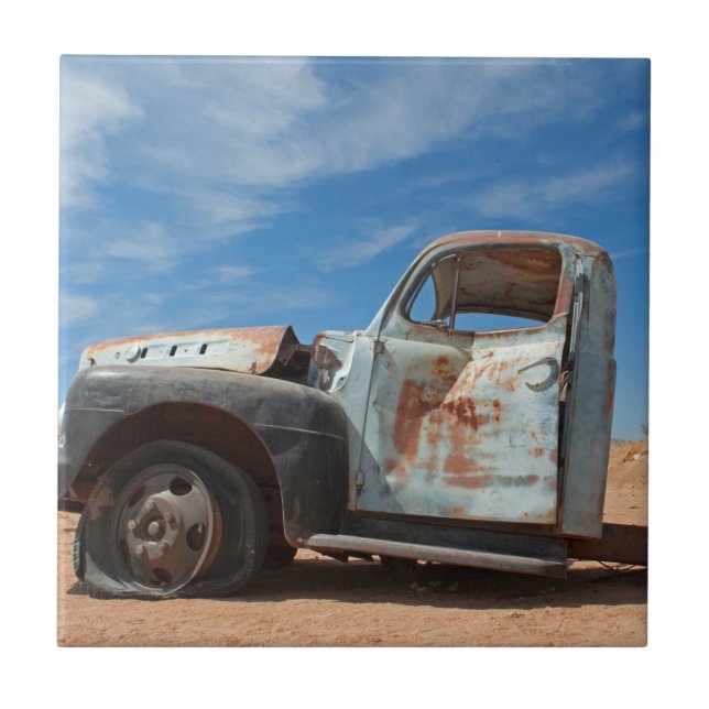 Scrap car in the desert tile (Front)