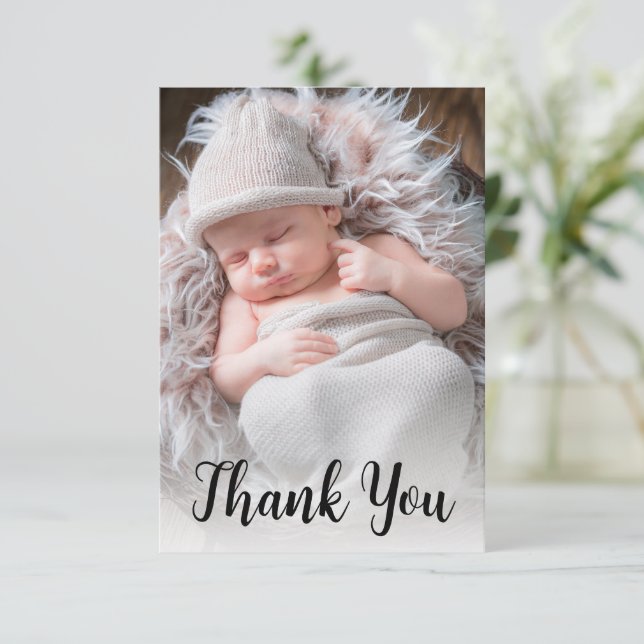 Script manuscrit Faire-part photo bébé (Debout devant)