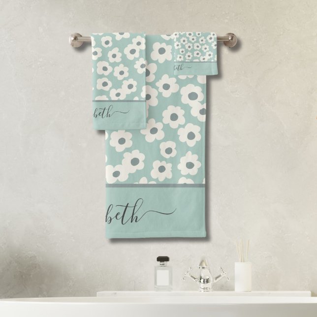 Script Monogramme Boho Sage vert blanc gris floral (Boho Mint Green White Gray Floral Wildflowers Bath Towel Set Monogrammed name)