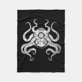 Scuba Diver Ocean Animal Aquarist Gift Kraken Octo Fleece Blanket