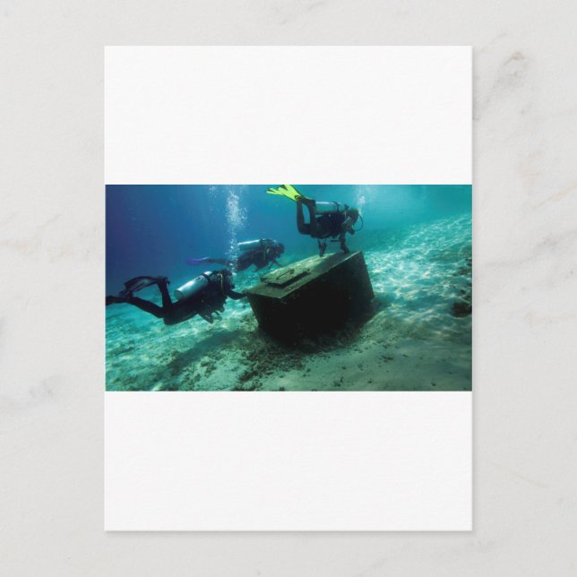 Scuba divers underwater with treasure chest postcard (Front)