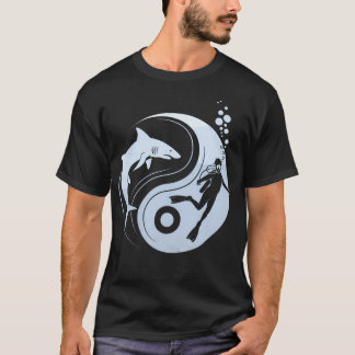 Scuba Diving Yin Yang Under Water Diver Scuba Dive T-Shirt