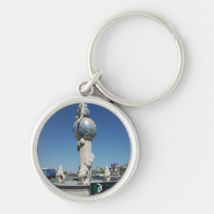 Sculpture to the marine inhabitants keychain