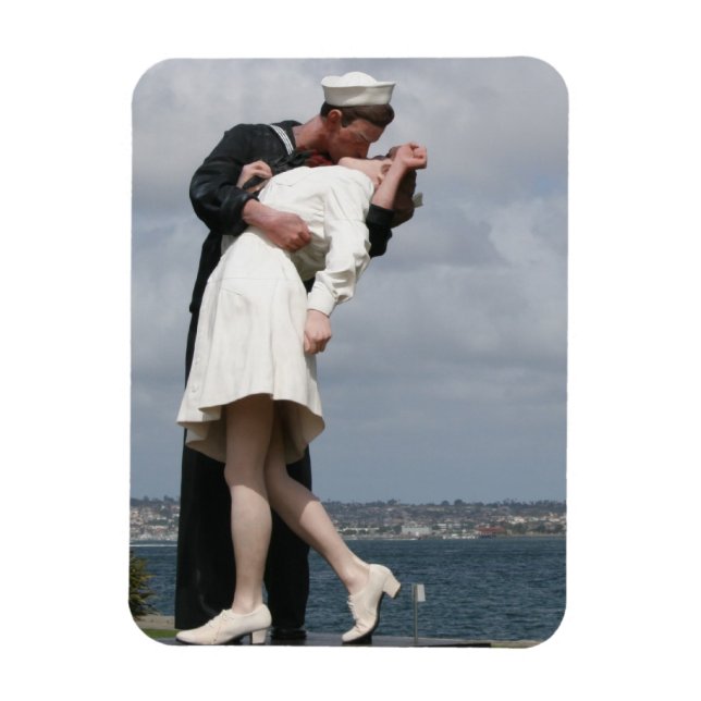 Sculpture Unconditional Surrender in San Diego Magnet (Vertical)