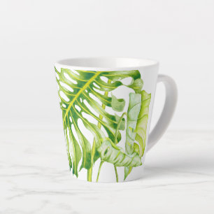 Sculptures feuillues sur une petite Mug en latte