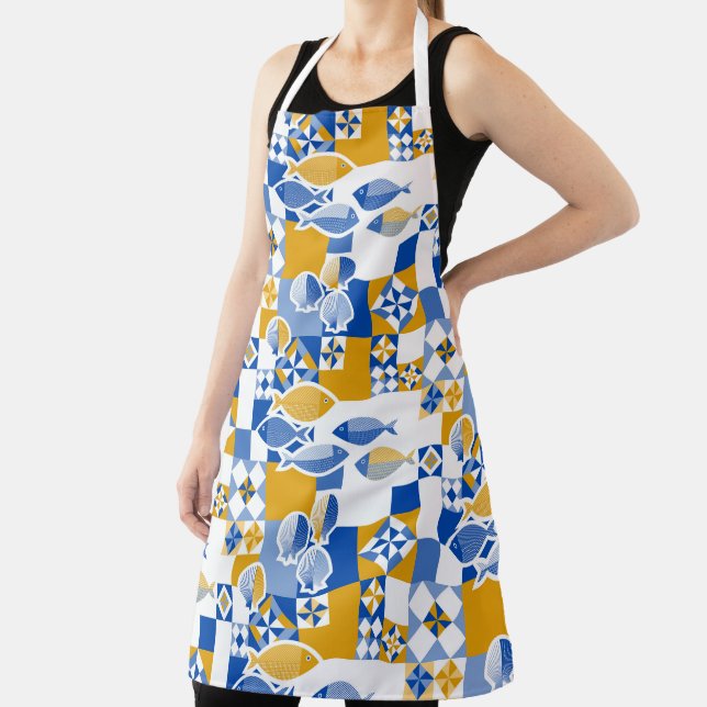 Sea and tiles apron (Insitu)
