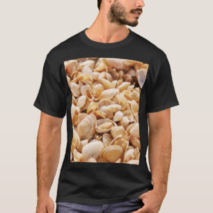 Sea Beach Shell: Summer Textured Background T-Shirt