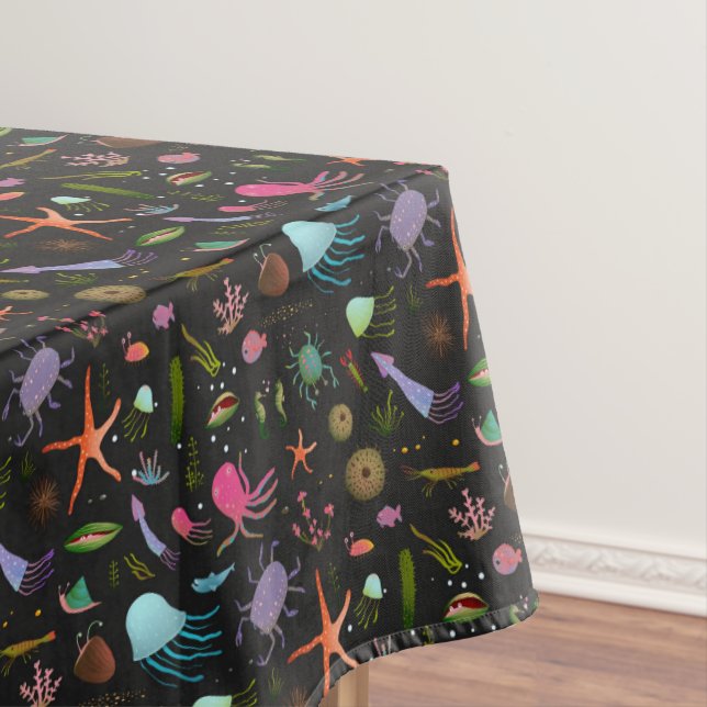 Sea Critters Pattern Tablecloth (In Situ)