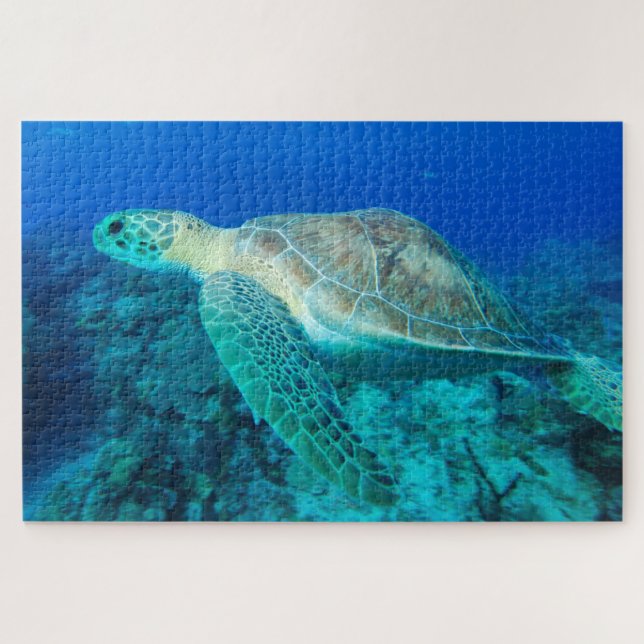 Sea Turtle Swimming 20"x30" Jigsaw Puzzle (Horizontal)