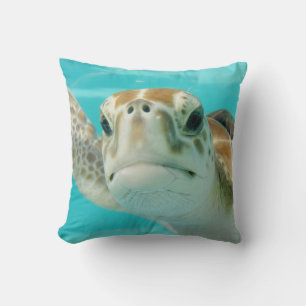 Sea Turtle Swimming in Turqouise Water Throw Pillow