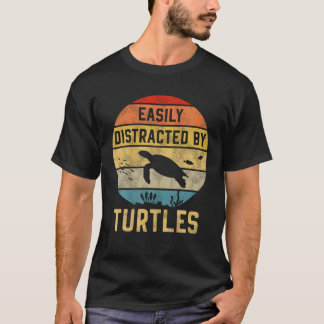 Sea Turtle Tortoise Retro Vintage Easily Distracte T-Shirt