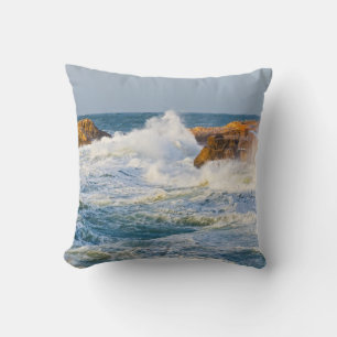 Sea waves throw pillow