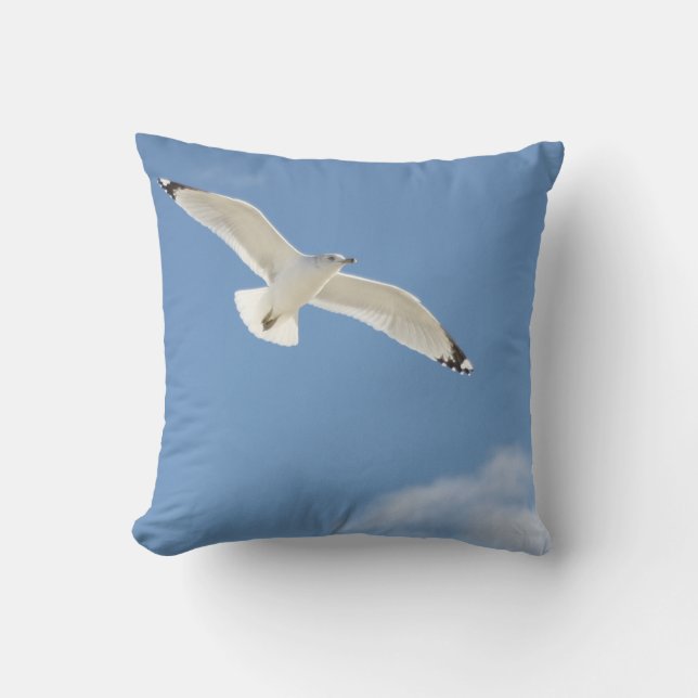 Seagull photography throw pillow (Front)