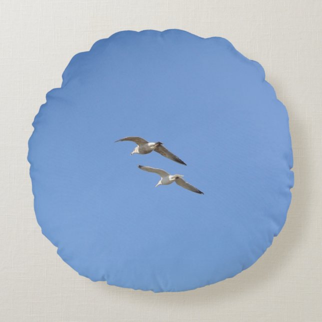 Seagulls Flying High - Round Pillow (Front)