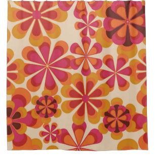 Seamless 70s retro floral pattern with vintage dai