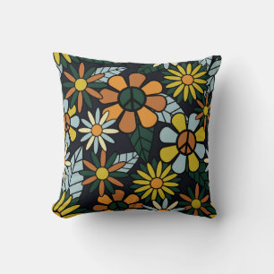 Seamless 70's retro hippie flowers pattern - Vinta Throw Pillow