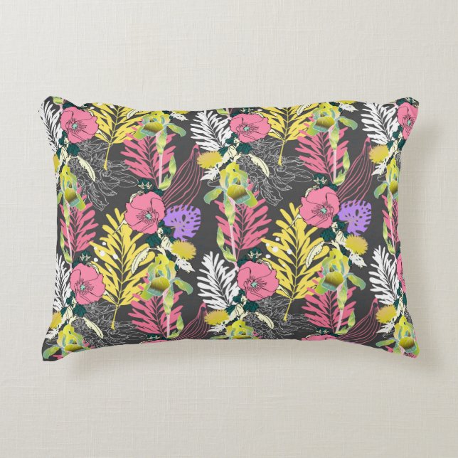 Seamless artistic flower pattern, beautiful tropic accent pillow (Front)