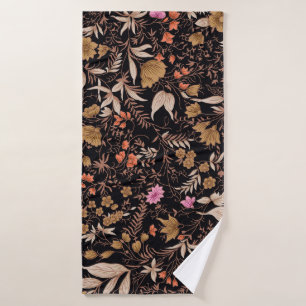 Seamless beautiful paisley floral pattern bath towel