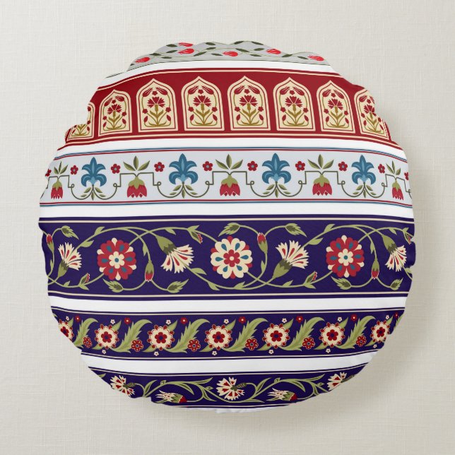 Seamless borders with various whimsical flowers. C Round Pillow (Front)