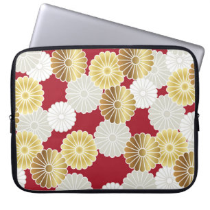 Seamless chrysanthemum pattern in the Japanese tra Laptop Sleeve