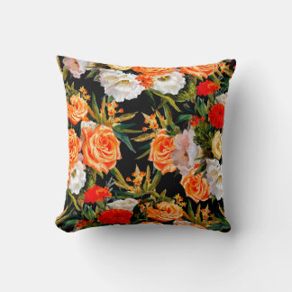 Seamless floral pattern. Roses and lisianthus on a Throw Pillow