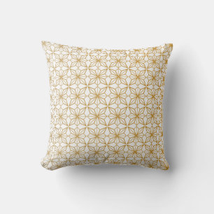 Seamless geometric pattern with intricate throw pillow