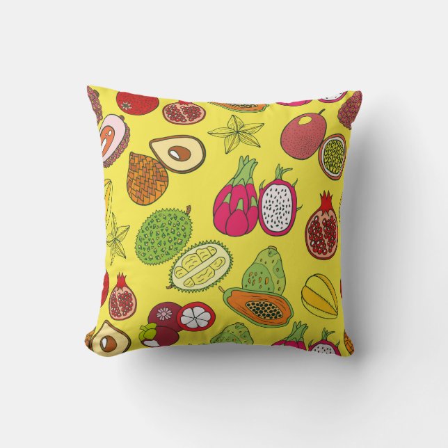 Seamless hand drawn pattern with tropical exotic f throw pillow (Front)