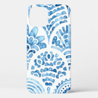 Seamless moroccan pattern. Wavy vintage tile. Blue