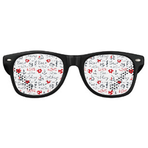 Seamless nautical pattern retro sunglasses