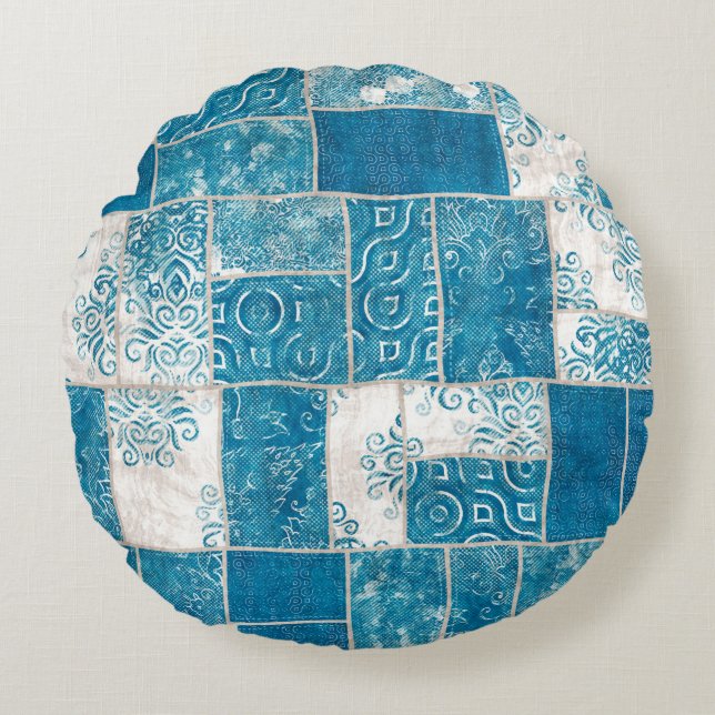 Seamless patchwork collage mix quilt pattern print round pillow (Front)