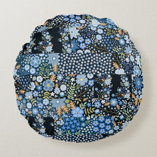 Seamless patchwork pattern from different fabrics  round pillow (Front)